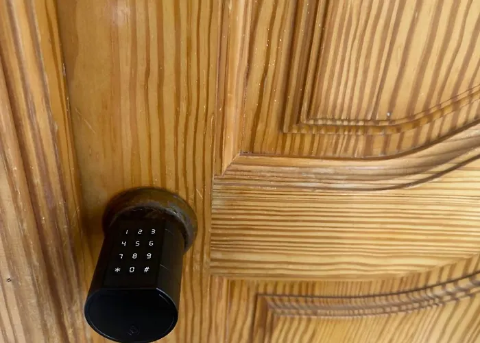 Ancora 4: En Urbanizacion Con Piscina *