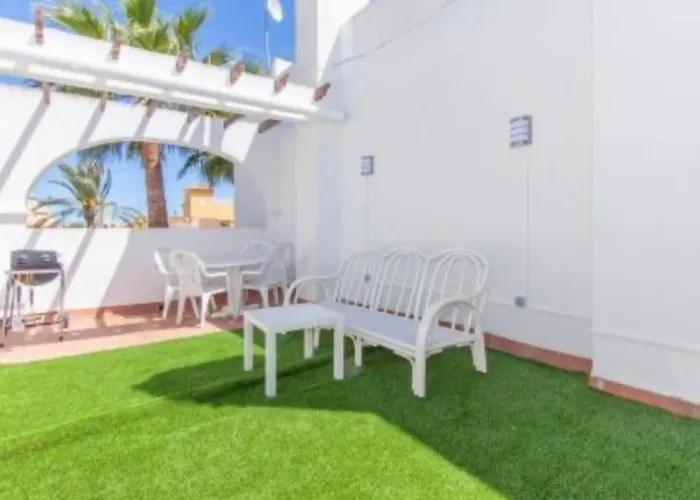 Ancora 4: En Urbanizacion Con Piscina Τορεβιέχα